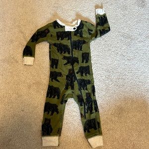 Hatley onesie.size 0-3 months.